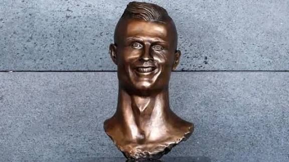 that horrible Cristiano Ronaldo statue