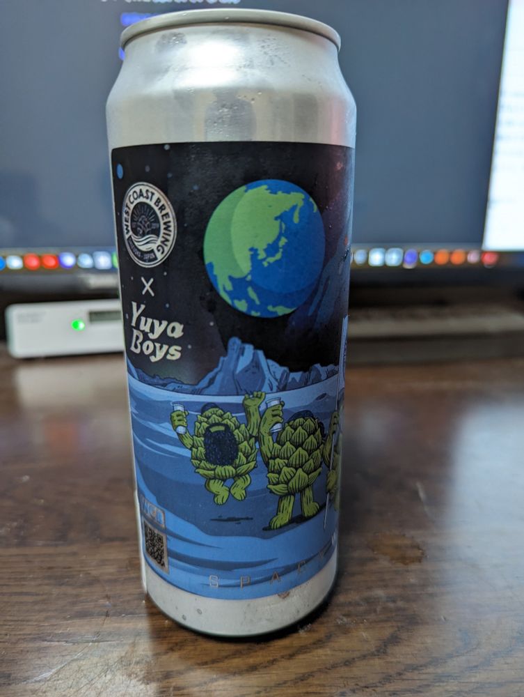 Spacewatcher, West Coast Style Double IPA,  9.0% ABV