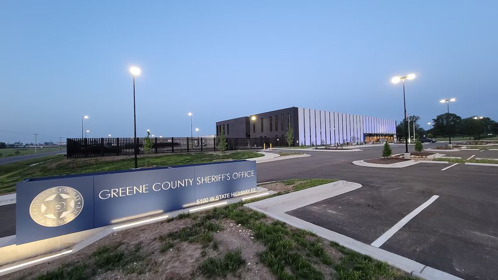 A photo of the exterior of Greene County Jail.