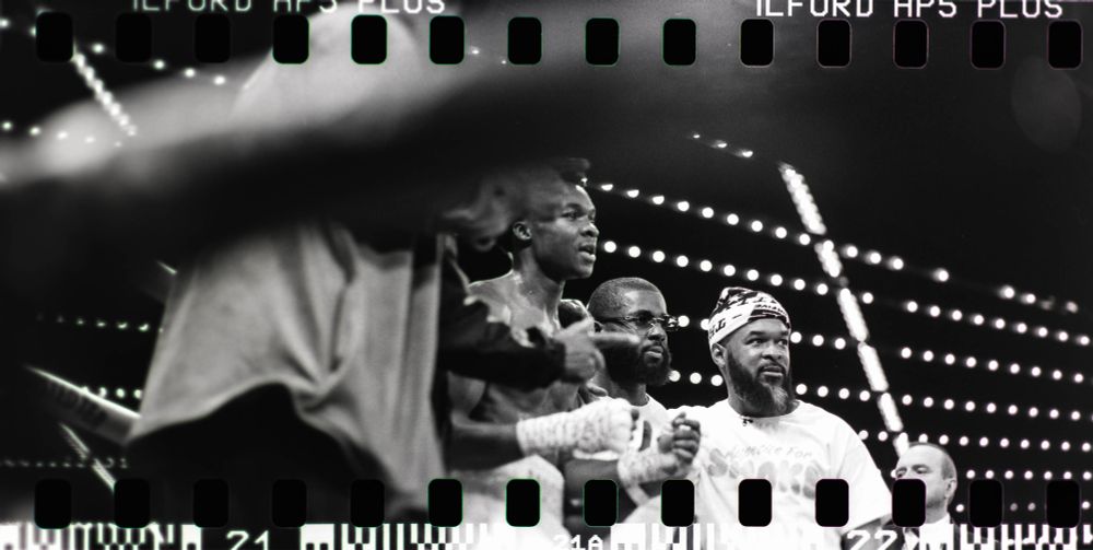 A full border 35mm pano of a Abdullah Mason post fight