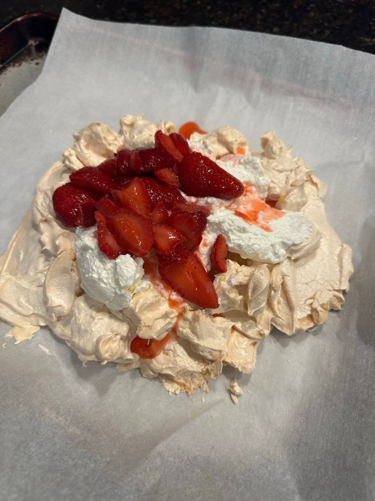 Photo of strawberry meringue. 