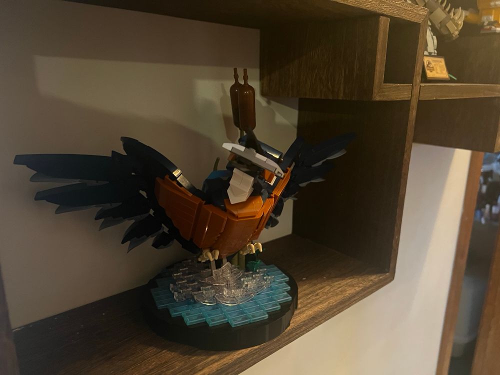 Lego kingfisher from the other side