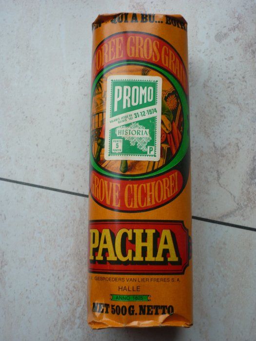 Un paquet de 500g de chicorée Pacha.