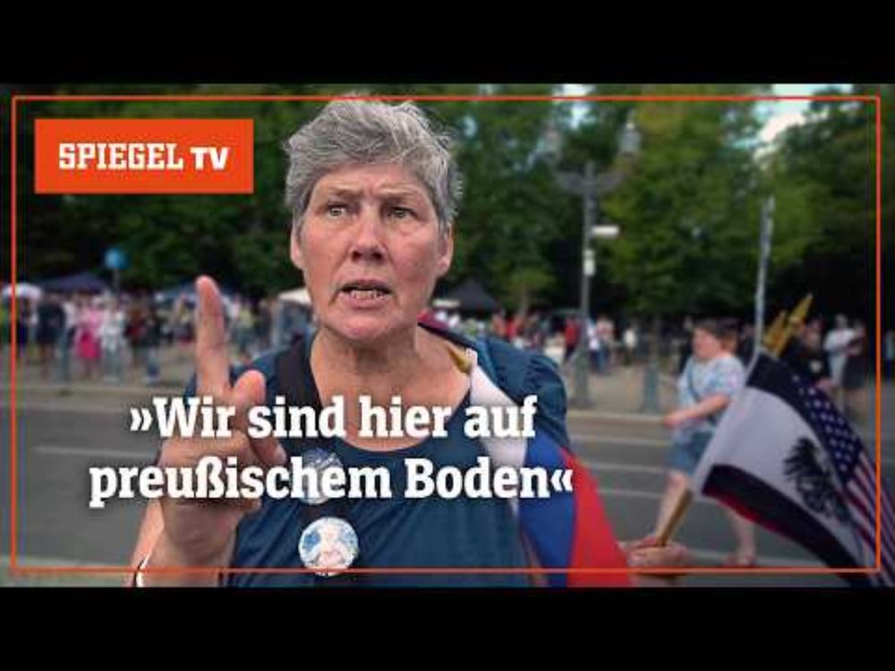 Die Querdenker sind zurück: Superhelden, Schwurbler und Kreml-Fans für den Weltfrieden | SPIEGEL TV