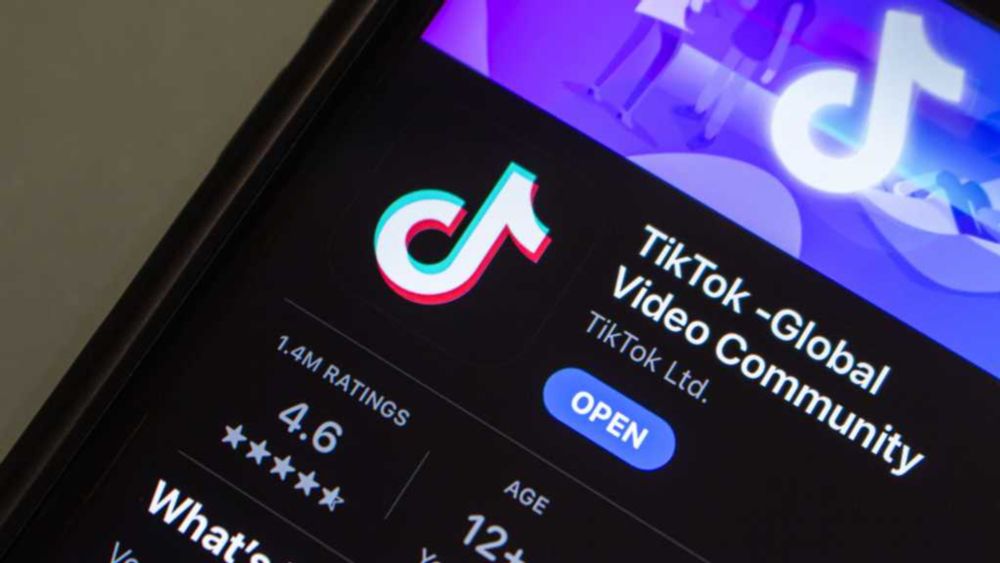 The life-threatening 'chroming' challenge TikTok trend, explained