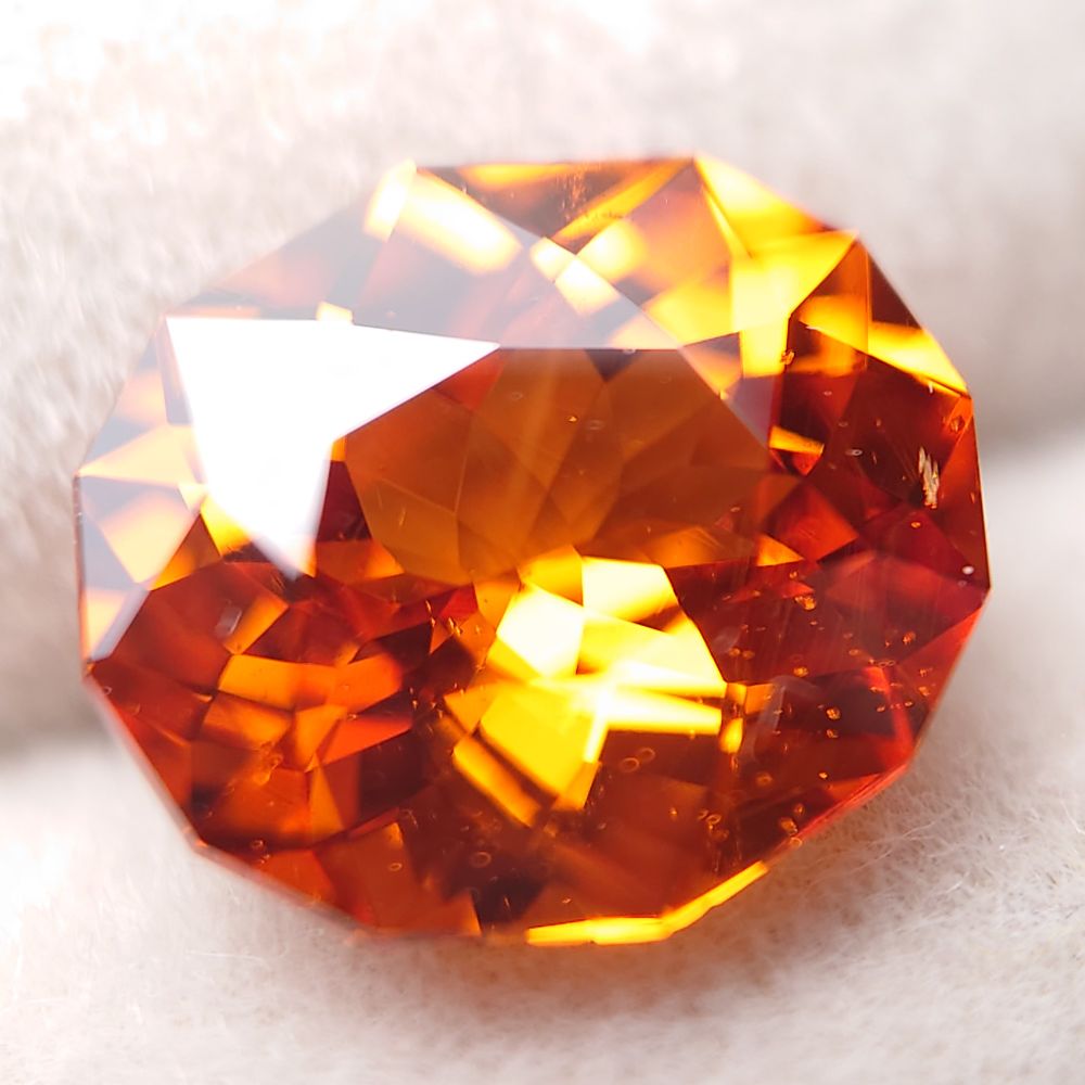 スペサルティンガーネット