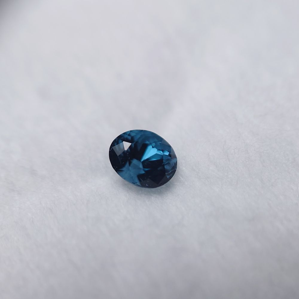 ベキリーブルーガーネット