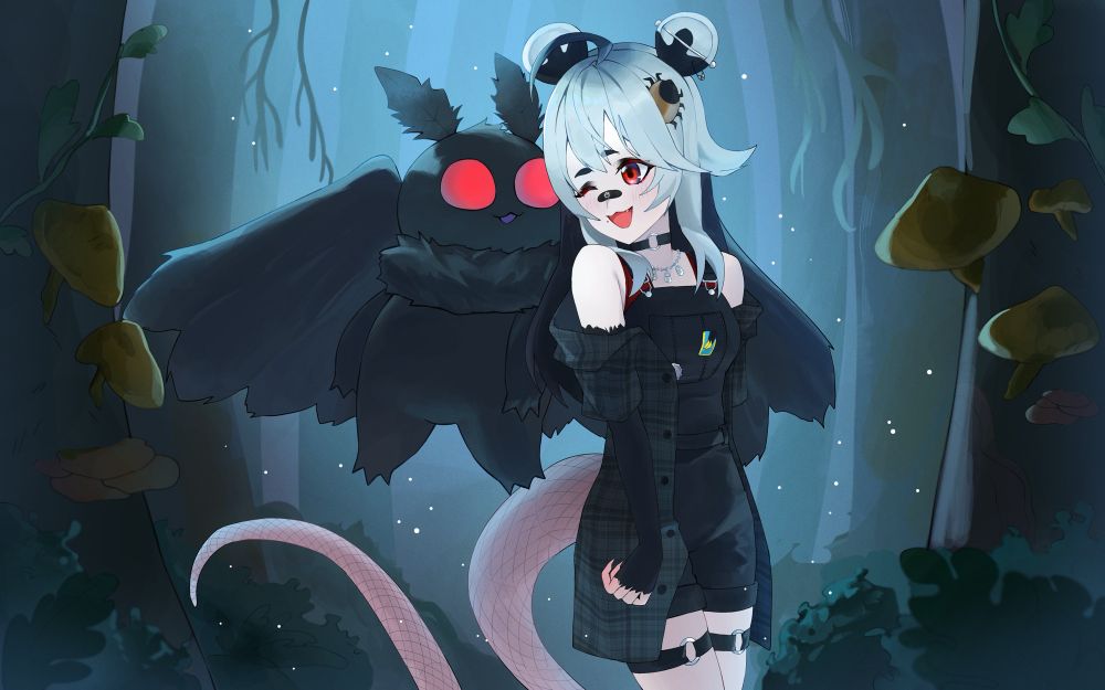 Delphi and her Mothman posing back to back. 