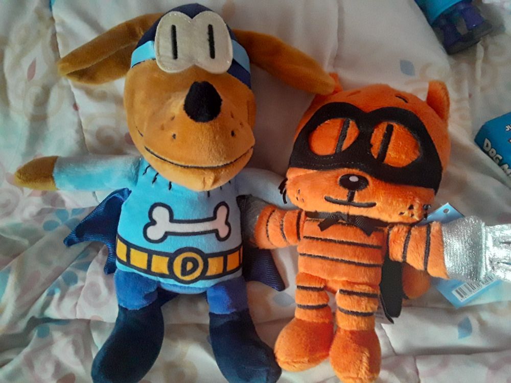Dog Man plushes of Bark Knight and Cat Kid- 