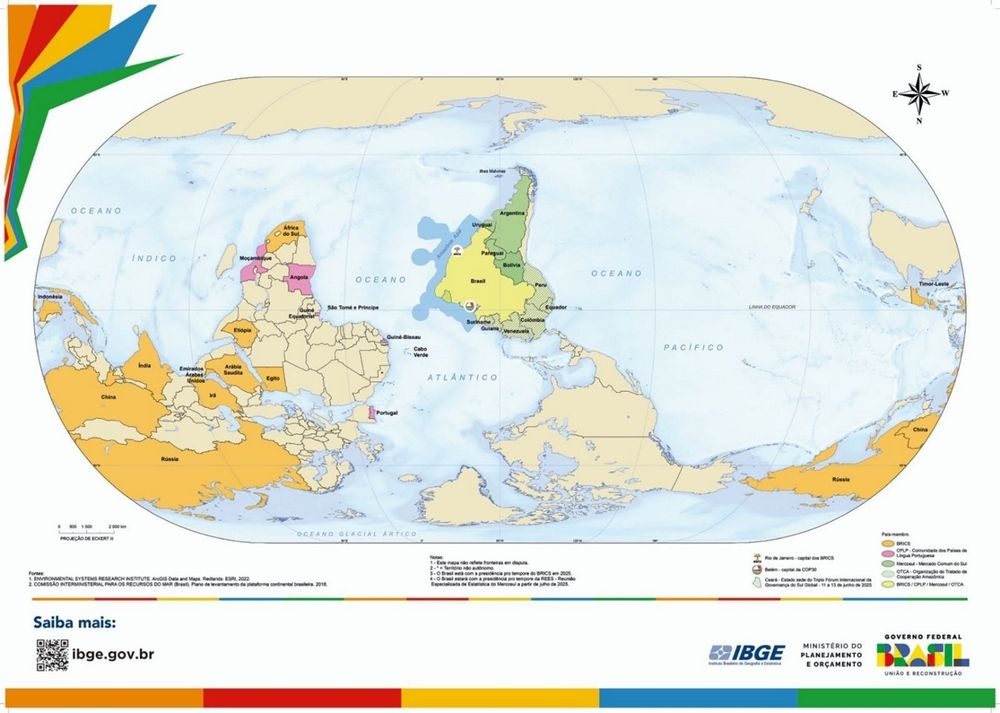 Mapa mundi com Brasil no topo