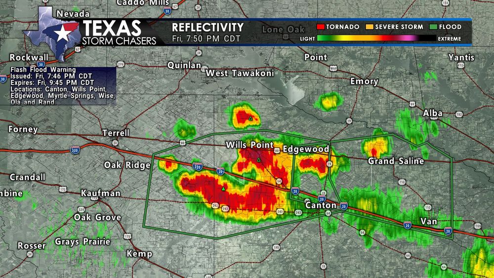 Radar image at 7:50 PM CDT showing heavy rain over parts of eastern Kaufman and northwestern Van Zandt counties. A Flash Flood Warning is in effect for Wills Point, Edgewood, and Canton. Intense red and yellow radar returns show heavy rainfall where 2.5 inches has already fallen. Green outline marks the flash flood warning zone.