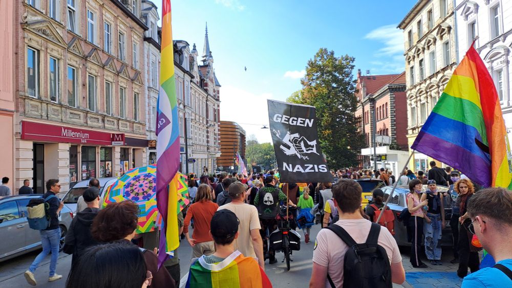 Görlitz-Zgorzelec - die Stadtbrücke auf der Zgorzelec-Seite wird erreicht - Aufnahme - 27.09.2025