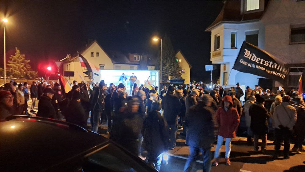 Bautzen - Dr.-Salvador-Allende-Straße - Mahnwache - Montagsdemo - Aufnahme-24.11.2025