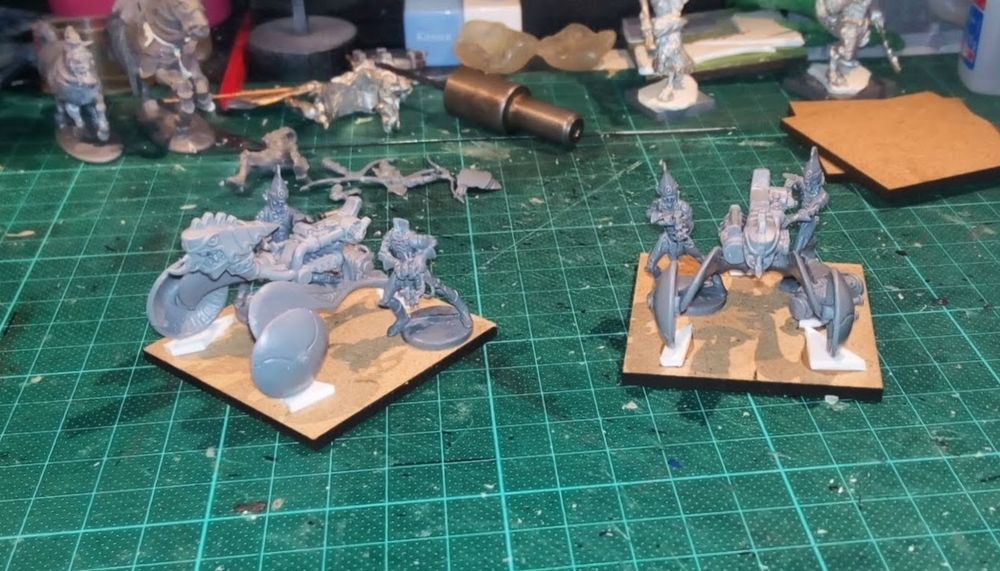 Elven Dragon Breath Warmachines, replaced the metal parts with plastic from the bits-box