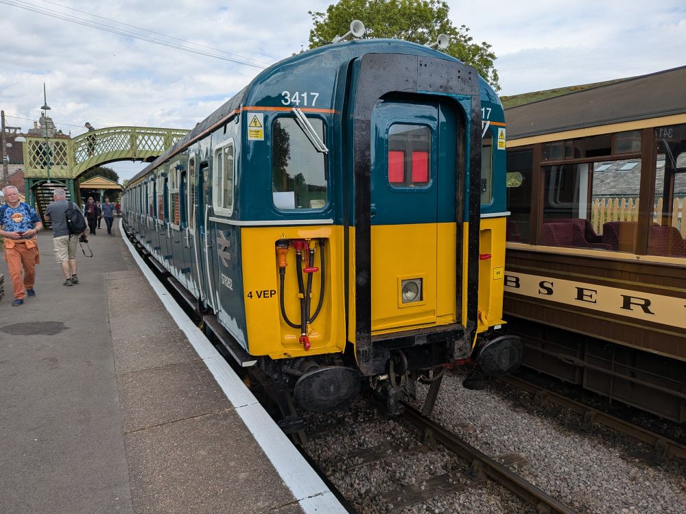 4VEP cab at Corfe Castle 