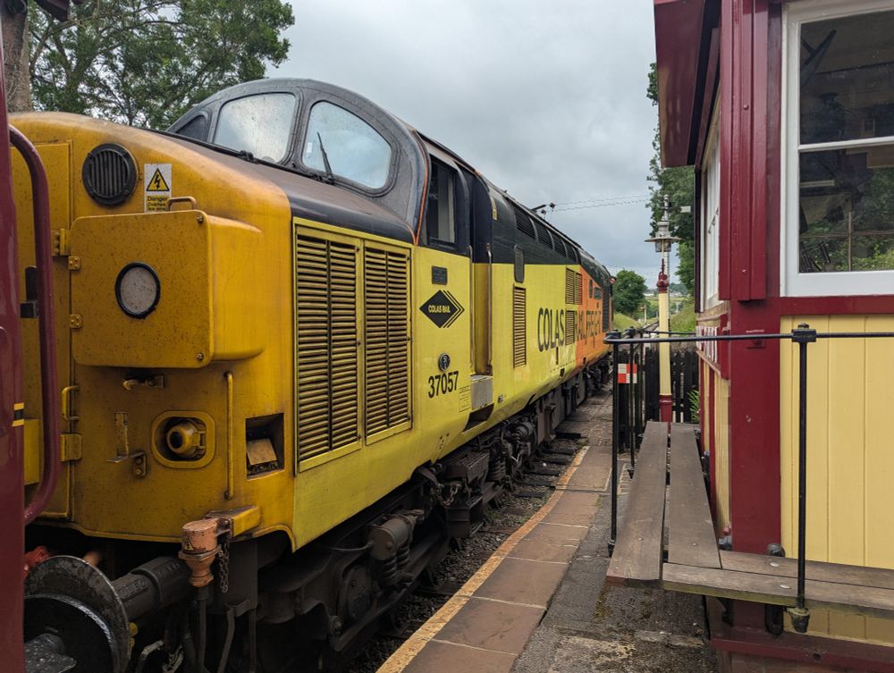 Colas Rail class 37 about to depart Dames station 