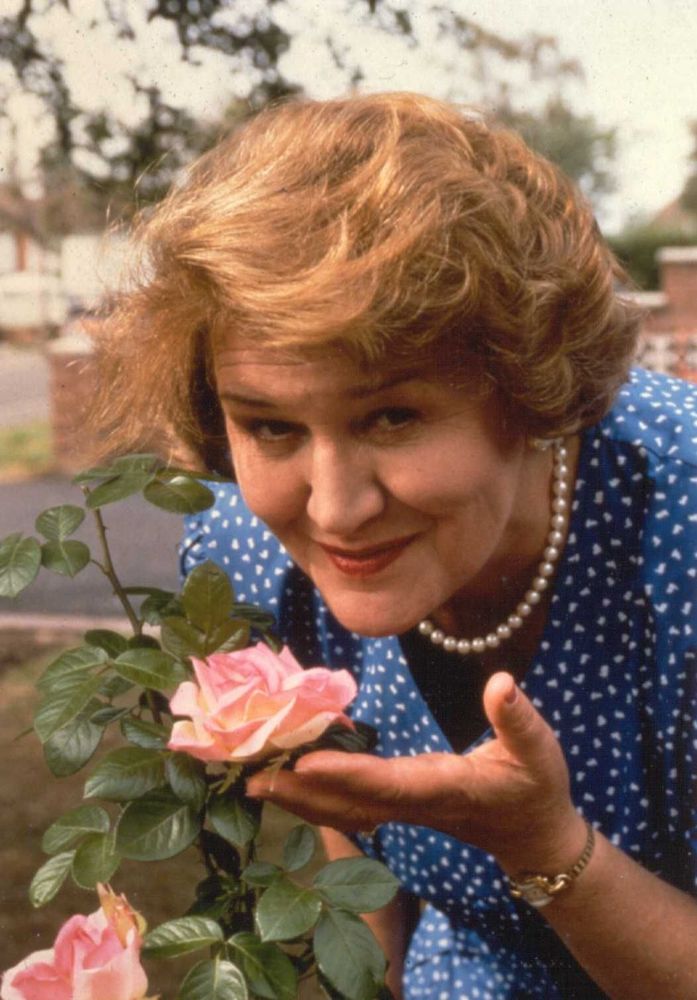 Hyacinth Bucket (Patricia Routledge)