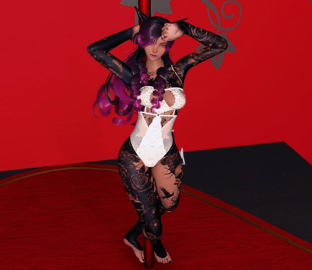 A Miqote woman in lingerie is wrapped around a dance pole.