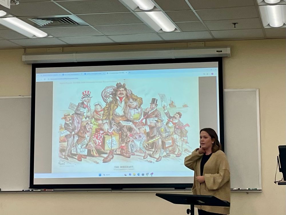 Gracie Bullington explaining her approach to student-centered learning and historical thinking using primary sources to teach the Industrial Revolution in a US History classroom. 