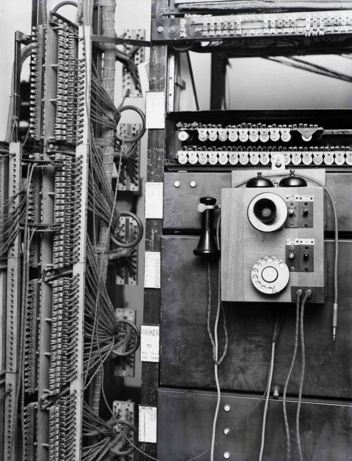 A relay machine, part of a 1930s era telephone network.

https://www.britishtelephones.com/rat.htm