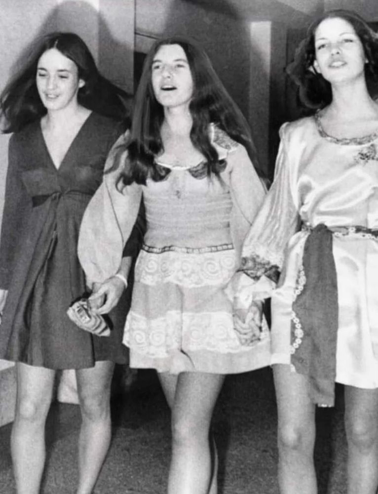 Charlie Manson's girls headed to the courtroom for sentencing