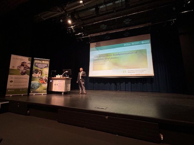 Dr Jon Husband presents his research on low temperature depolymerisation of consumer viny plastics.