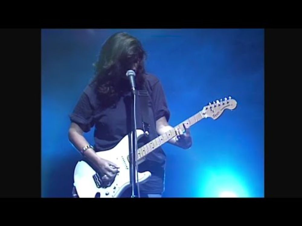 Toni Childs "Where's the Ocean" live   Hey Hey It's Saturday 1989