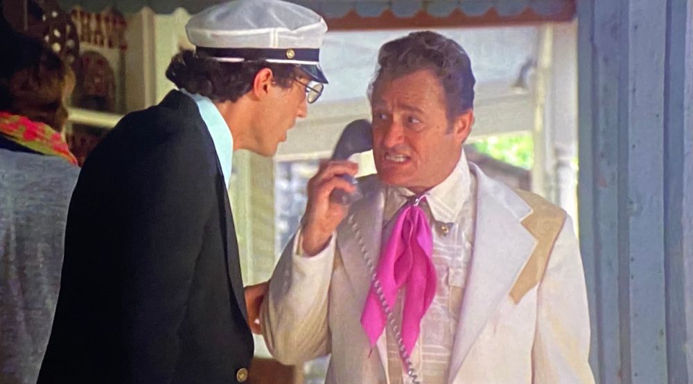 Dick Miller in Piranha wearing clothes that Joe Bob would wear 