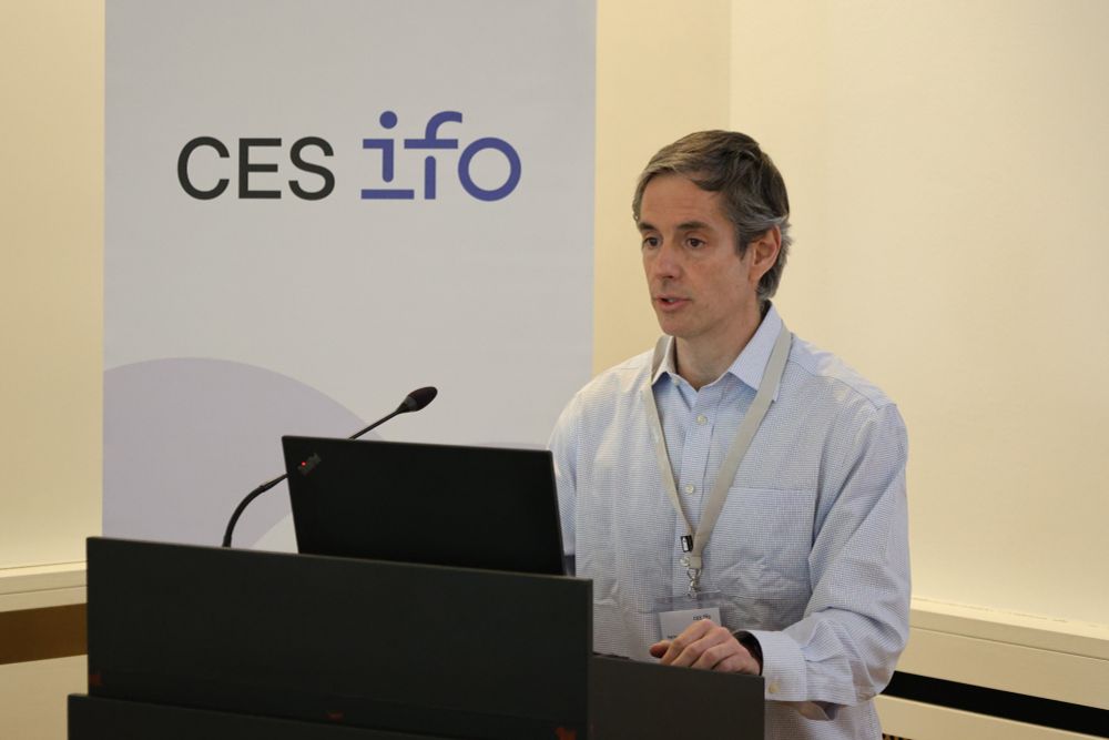 Fernando Parro