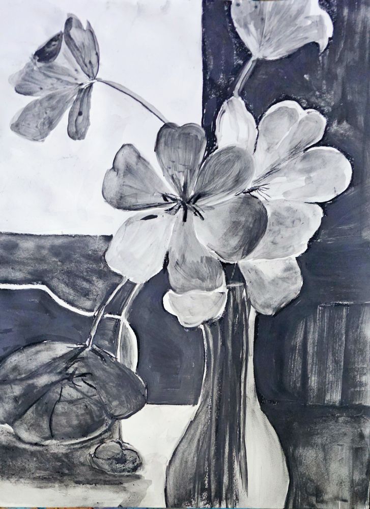 A slender vase holds a bouquet of flowers with large, rounded petals and delicate veins, rendered in shades of black and gray. The contrast between light and shadow divides the background, drawing attention to the flowers’ form and texture. The broad leaf extends outward, its details softly fading into the surrounding space. The monochrome palette strips away distraction, focusing on the quiet beauty of aging blooms and the passage of time. The composition balances softness with bold shapes, inviting a calm and contemplative mood.