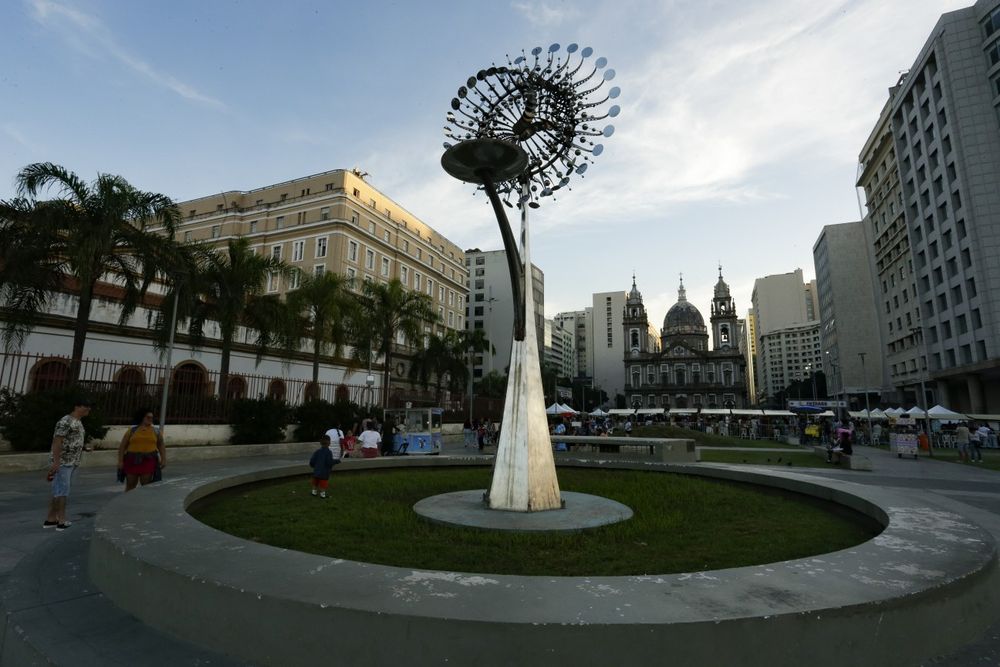 Pira Olímpica 2016 na Praça da Pira, Candelária, Rio de Janeiro 