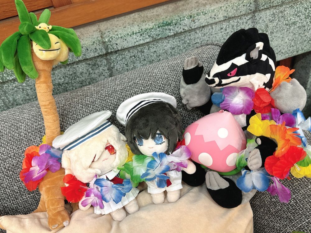 謝謝小梓拍!!
我喜歡愛麗把整個海邊包下來的裏設定…(咦