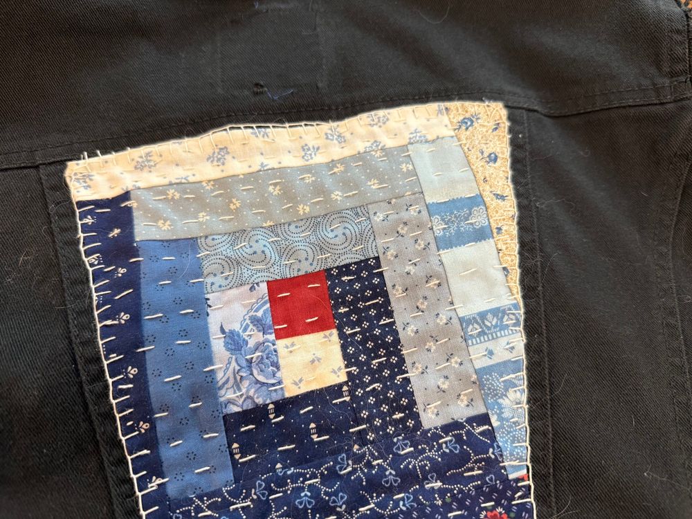 Closeup of log cabin quilt block mentioned in previous post