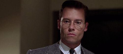 Guy Pearce as Detective Lieutenant Ed Exley 