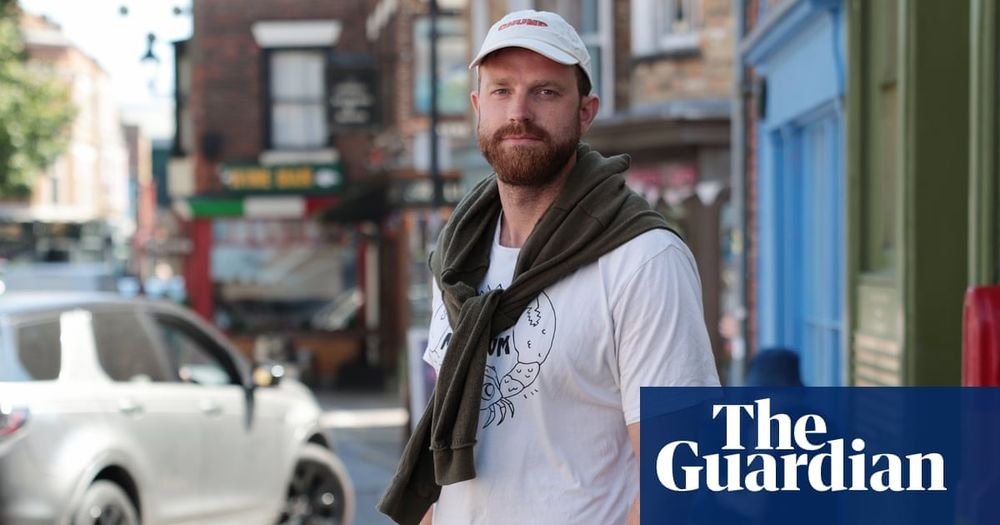 People have formed networks of practical support in response to the growing numbers of migrants seeking help
