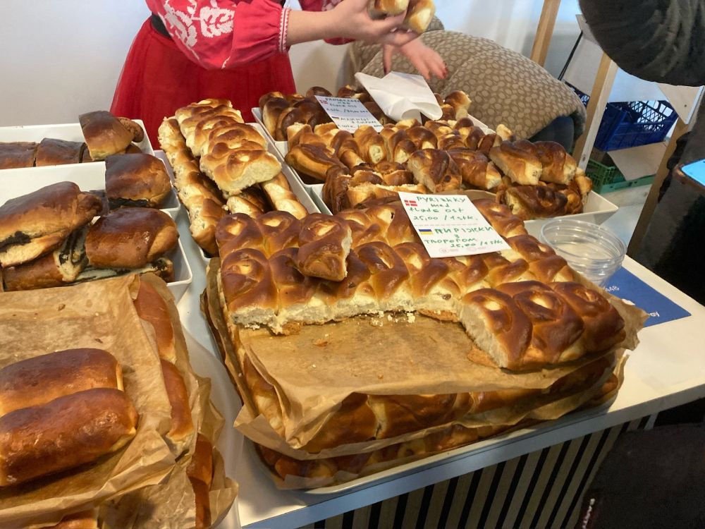 Ukrainian bread and cakes