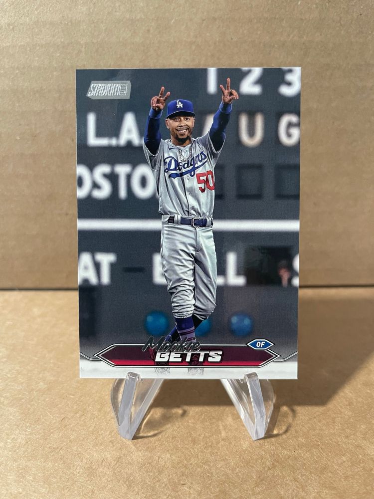 All About That Base 180: 2024 Topps Stadium Club

Add this to the lost of phenomenal 2024 Stadium Club photos from Fenway Park. 

The fact they caught Betts with that pose, and from that angle, right in front of the Green Monster is epic. 
#cardsky #RedSox

Boston Red Sox
