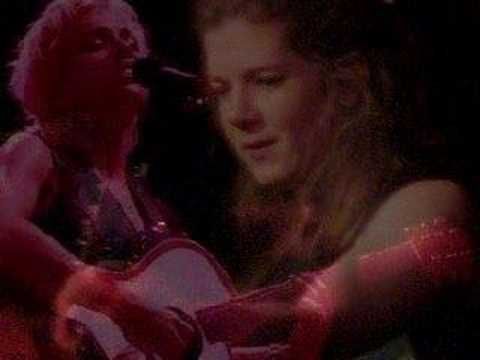 Comfortably Numb - Dar Williams & Ani DiFranco