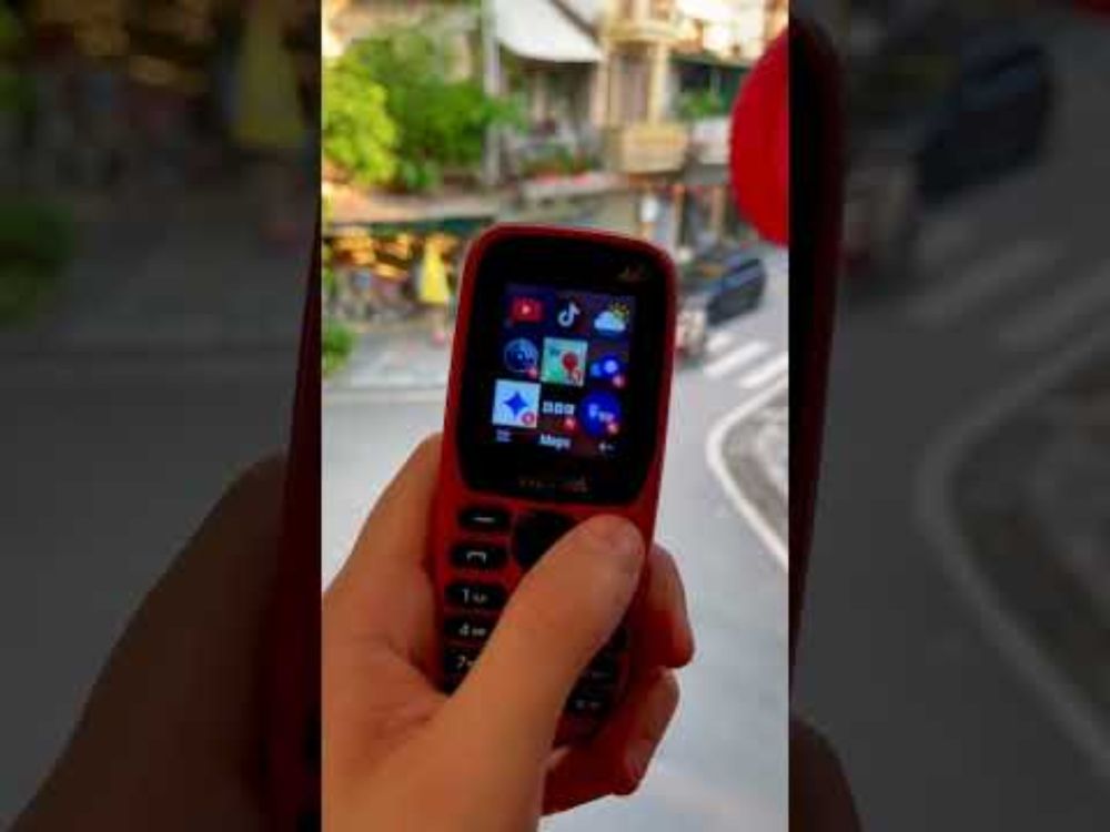 Apps on the Viettel V1S 4G Feature Phone with Cloud Phone