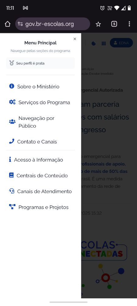 Print do site do falso programa do ministério da educação do governo federal com o domínio "gov.br-escolas.org" tendo a estrutura da página assustadoramente IDÊNTICA ao gov.br, com fundo branco e informações da conta gov.br
