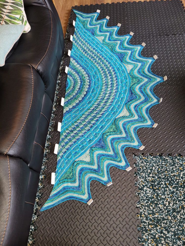 Bubbly Blossoms Shawl 