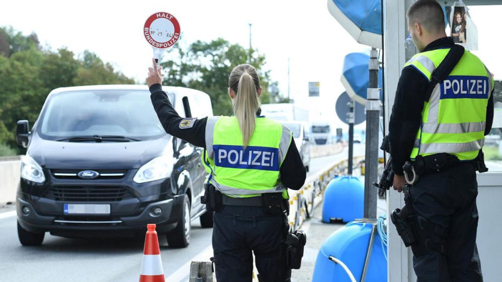 Grenzkontrollen: Bundespolizei zieht Personal von Bahnhöfen ab - WELT