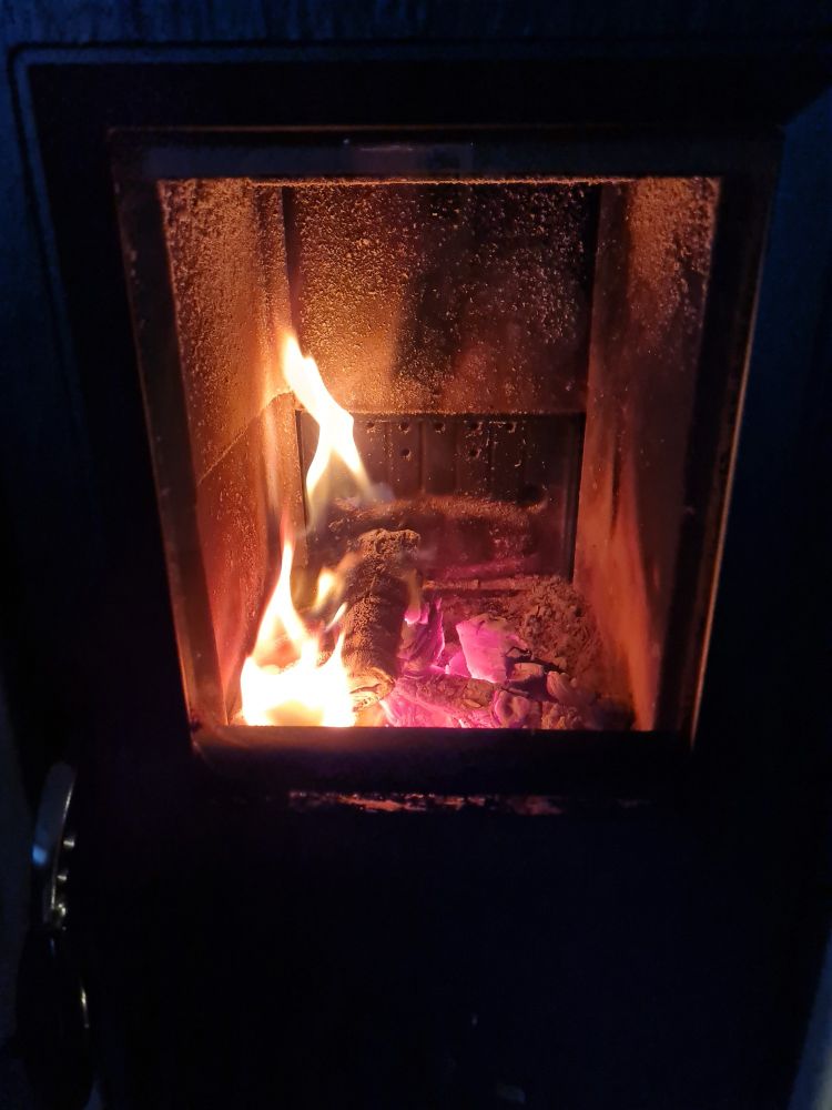 Feuer im Ofen.