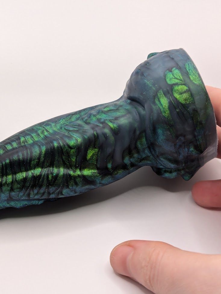 Another view of Raiju where some of the translucent (in this case unpigmented) silicone carves through the intensely bold colorshift. Jade!