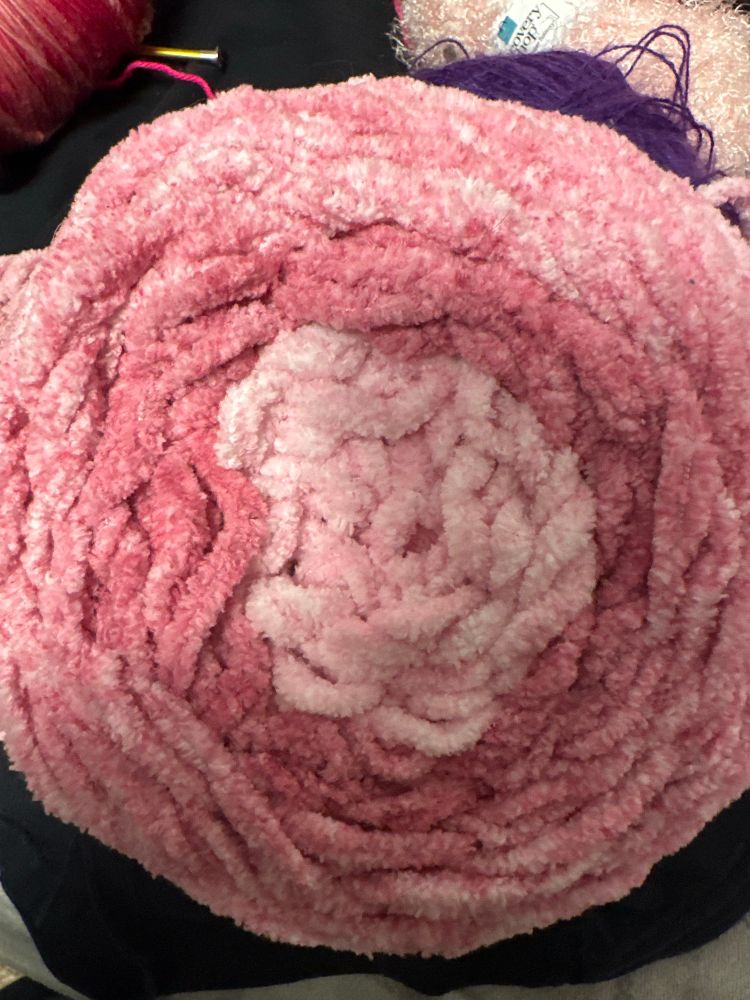 Variegated pink chonky