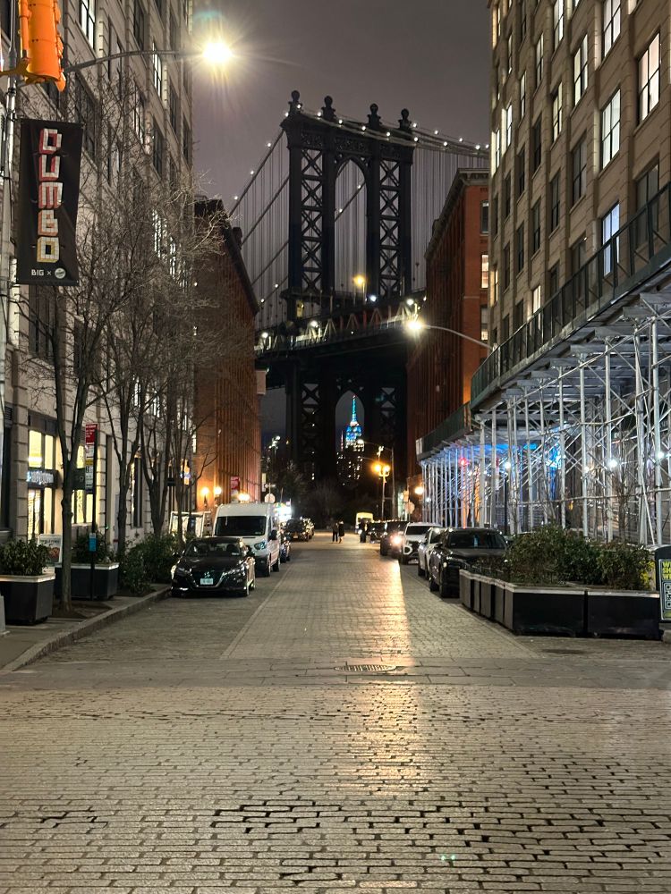 Dumbo neighborhood in Brooklyn, on a march evening 
