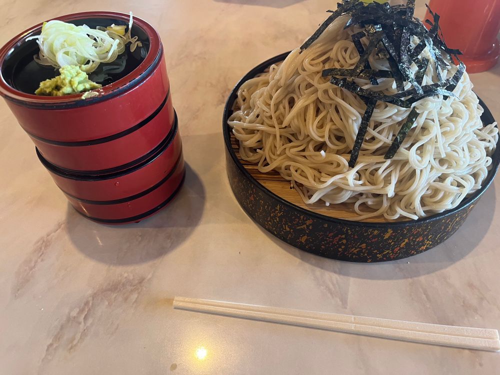 バカデカい蕎麦