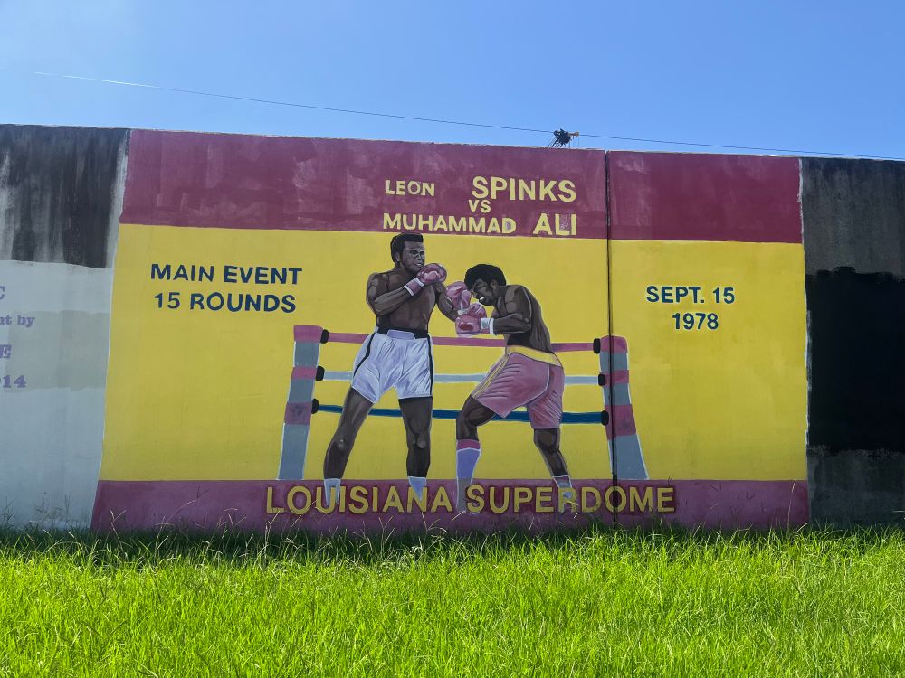 A mural showing the Ali Spinks fight sept 15 1978