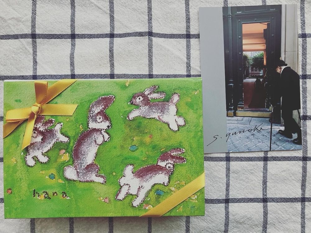 hana homemade sweetsのうさぎクッキーの箱とポストカード