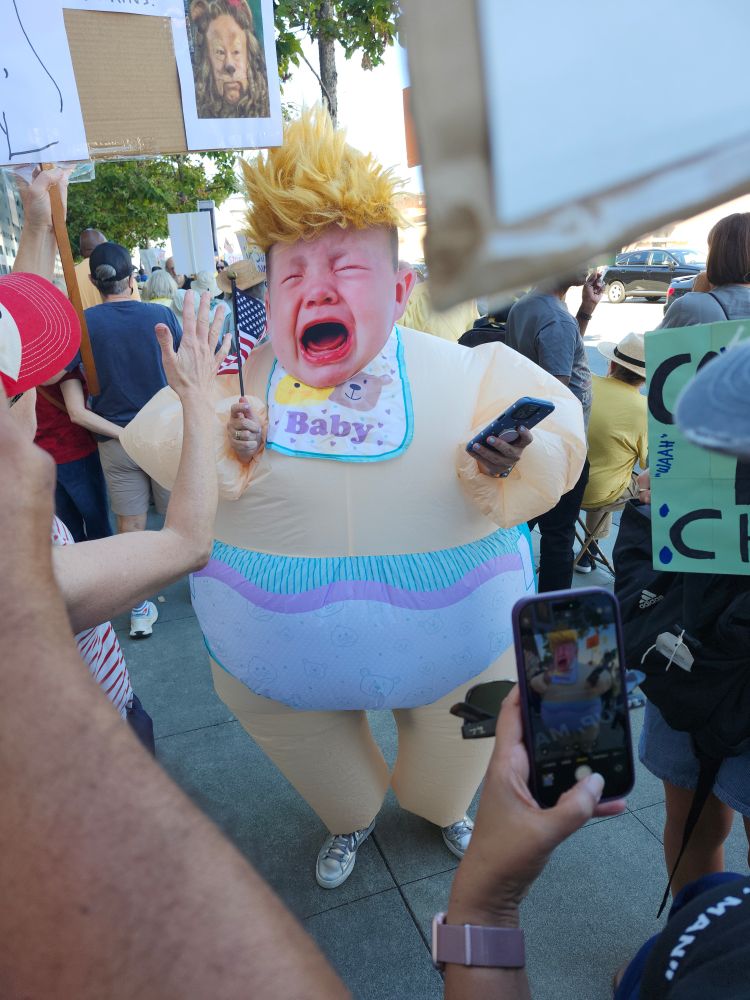 Blow up baby Trump crying